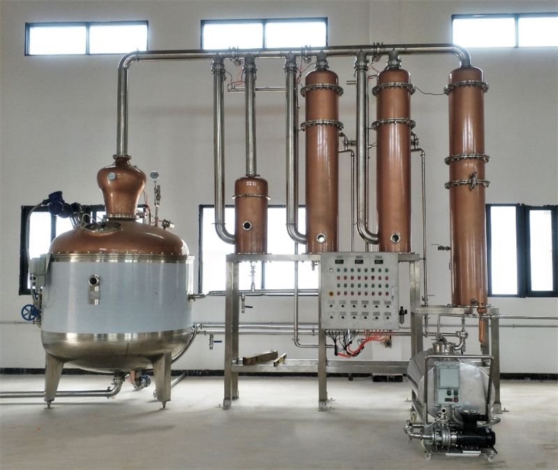 阿尔玛涅克蒸馏机组2500L